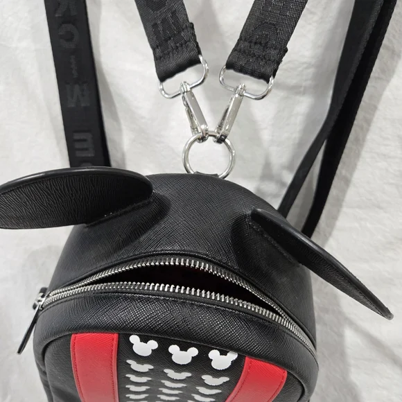 Loungefly Disney Mickey Mouse Convertible Backpack NWOT - Picture 6 of 8